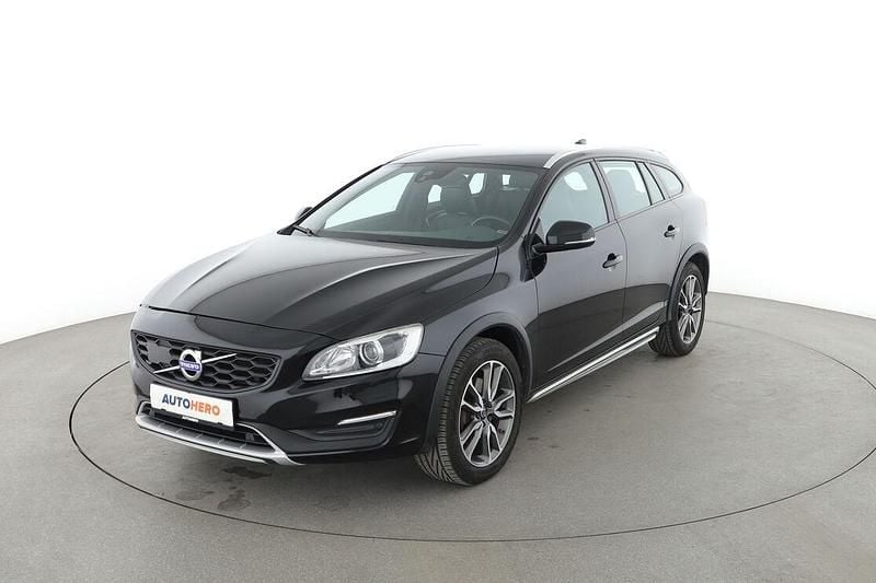 Gebraucht Volvo V60 CC Pro 245 PS (180 kW) 2017 Schwarz Kombi