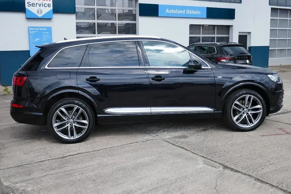 Gebraucht Audi Q7 S-Line 272 PS (200 kW) 2016 Orcaschwarz metallic SUV