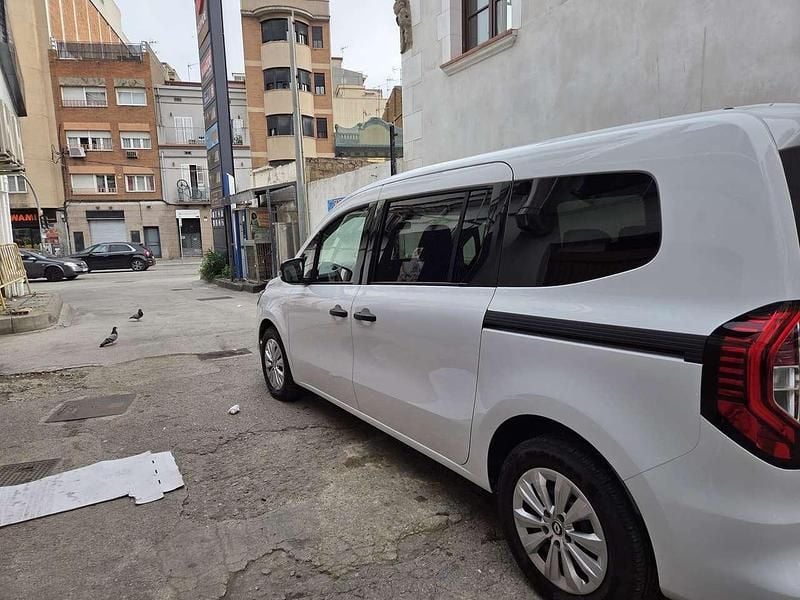 Gebraucht Renault Kangoo Basis 95 PS (69 kW) 2024 Weiß Van / Kleinbus