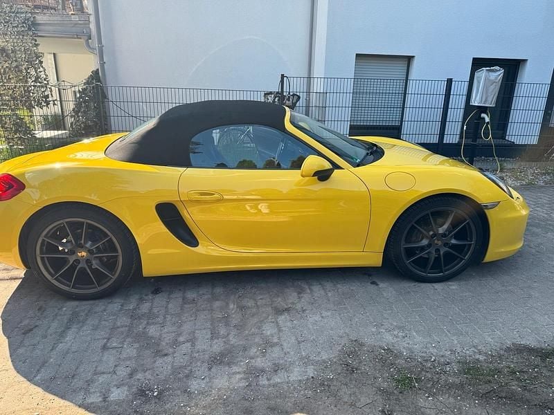 Second-hand Porsche Boxster 265 CP (194 kW) 2013 Galben Cabrio