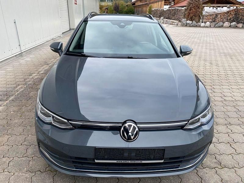 Second-hand VW Golf VIII Style 150 CP (110 kW) 2021 Gri Berlinǎ