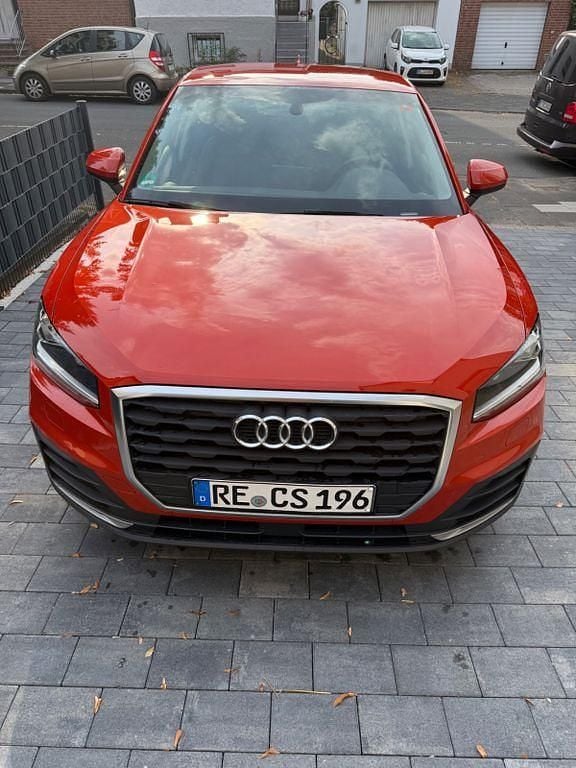 Orange Gebraucht 2017 Audi Q2 SUV | 13.750 € (Guter Preis) - Bild 1/4