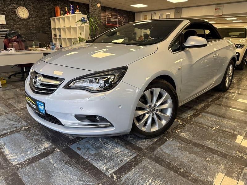 Silber Gebraucht 2013 Opel Cascada Innovation Cabrio | 10.450 € (Fairer Preis) - Bild 1/4