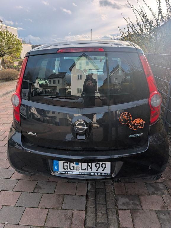 Gebraucht Opel Agila Edition 68 PS (50 kW) 2009 Schwarz Kleinwagen