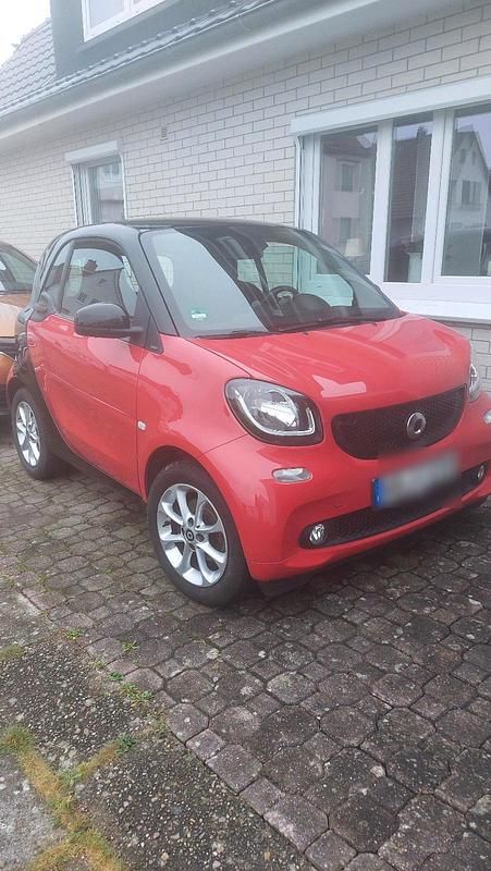 Gebraucht Smart ForTwo Coupé Passion 71 PS (52 kW) 2016 Rot Coupé