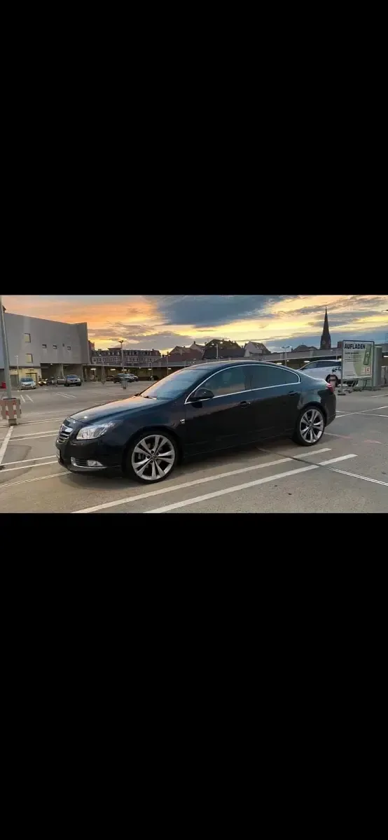 Gebraucht Opel Insignia 160 PS (117 kW) 2011 Schwarz Coupé