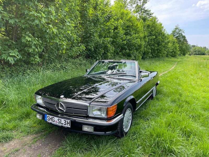 Schwarz Gebraucht 1986 Mercedes 560 Cabrio | 34.950 € - Bild 1/4
