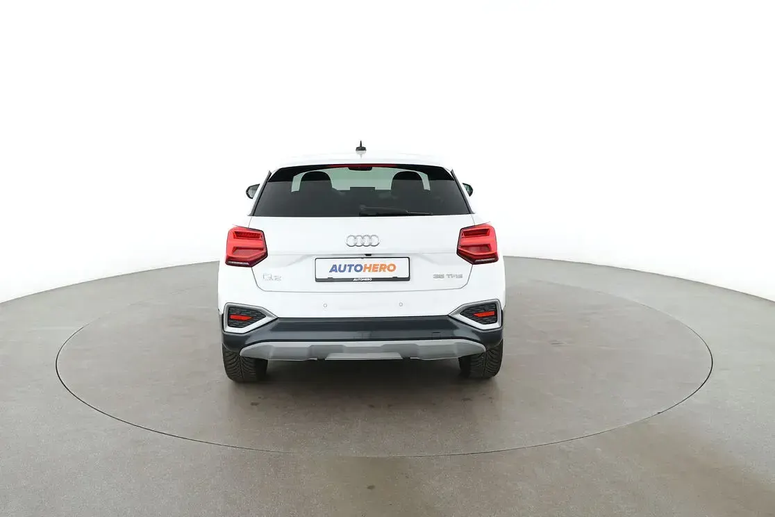 Gebraucht Audi Q2 Advanced 150 PS (110 kW) 2021 Weiß SUV