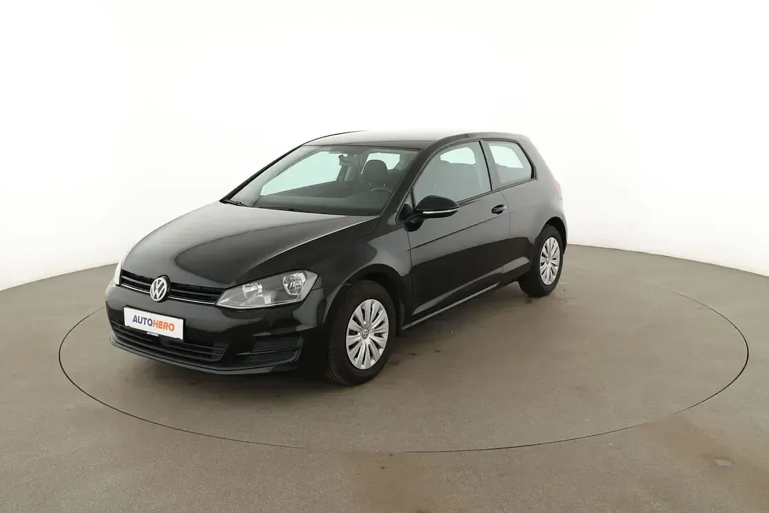 Gebraucht VW Golf VII Trendline 110 PS (80 kW) 2016 Limousine