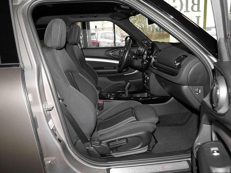 Gebraucht Mini Cooper S Clubman Pepper 192 PS (141 kW) 2020 Melting silver metallic Kombi