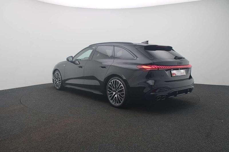 Gebraucht Audi A5 Ambiente 204 PS (150 kW) 2025 Mythosschwarz metallic Coupé