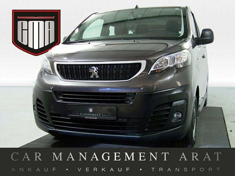 Gebraucht Peugeot Expert 150 PS (110 kW) 2020 Gris platinium (metallic) Van