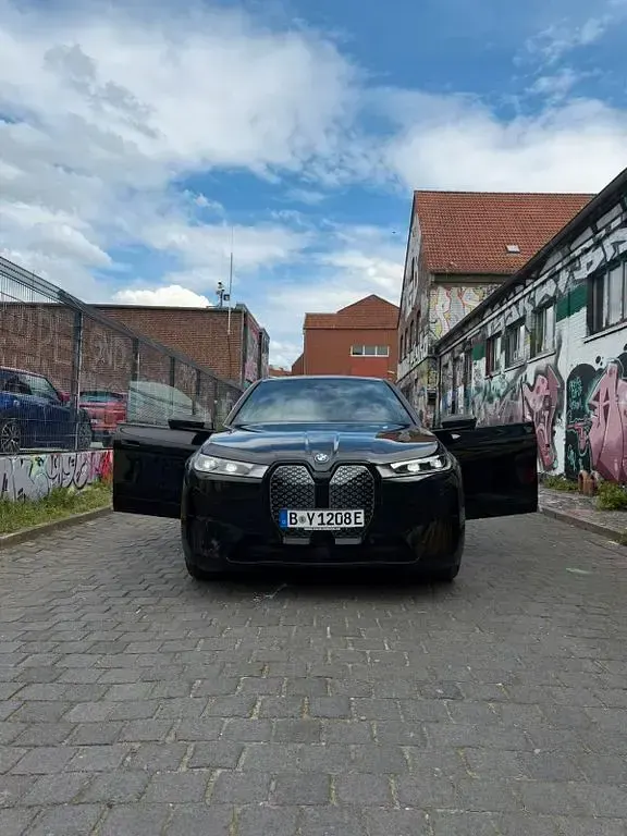 Gebraucht BMW iX 239 kW (326 PS) 2022 Schwarz SUV