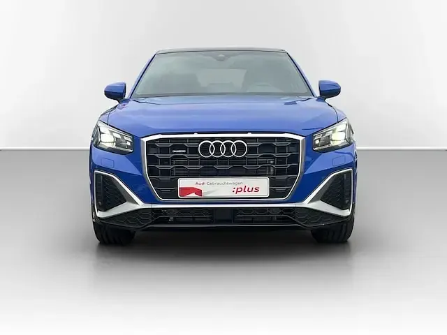 Gebraucht Audi Q2 S-Line 190 PS (139 kW) 2025 Individuallackierungen audi... SUV