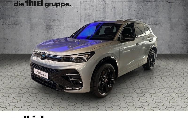 Silber Neu 2025 VW Tiguan R-line SUV | 76.275 € - Bild 1/4