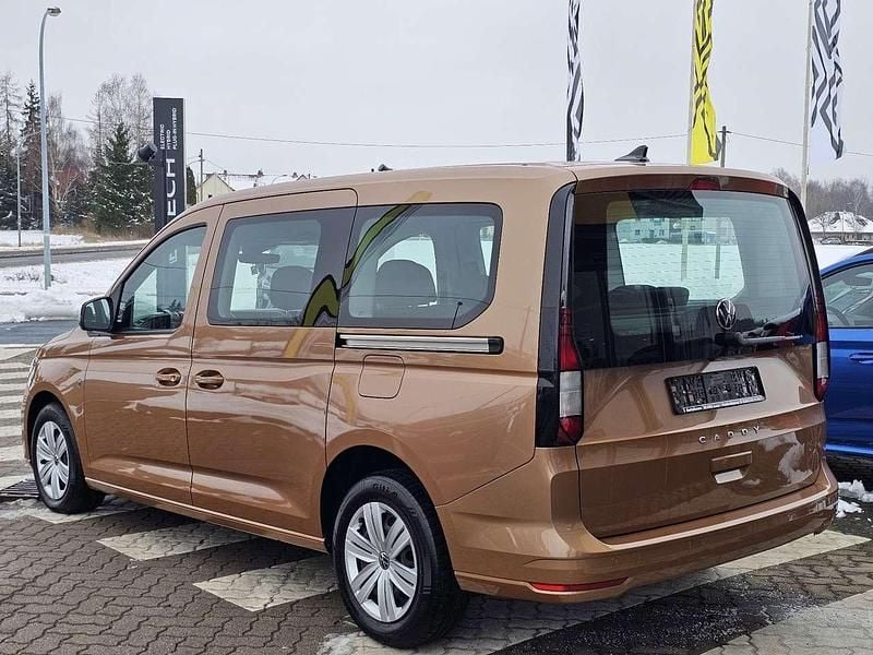 Gebraucht VW Caddy Trendline 122 PS (89 kW) 2024 Copper bronze metallic Van / Kleinbus