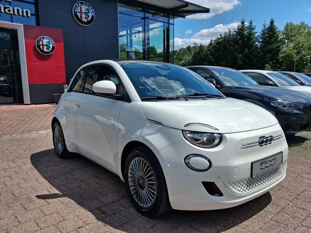 Gebraucht Fiat 500e 86 kW (118 PS) 2024 Weiß Cabrio