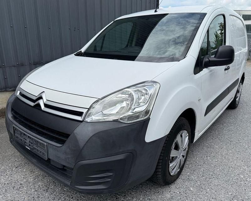 Weiß Gebraucht 2016 Citroën Berlingo Profi Van / Kleinbus | 4.290 € (Fairer Preis) - Bild 1/4