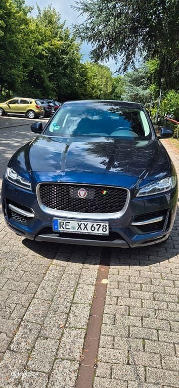 Blau Gebraucht 2019 Jaguar F-Pace SUV | 28.200 € (Superpreis) - Bild 1/4