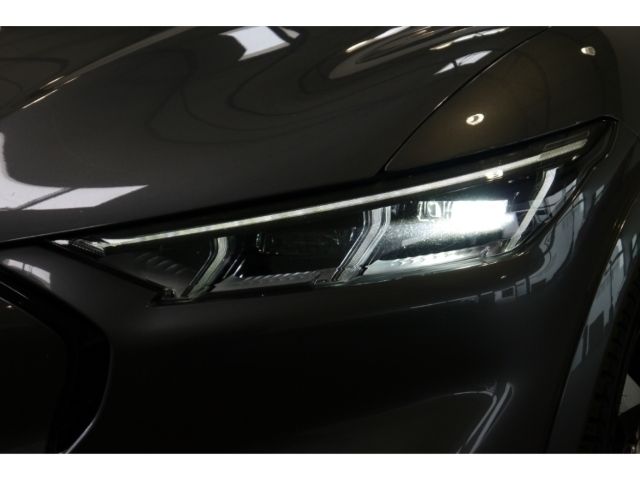 Gebraucht Ford Mustang Mach-E Extended Range 258 kW (351 PS) 2021 Andere farbe SUV