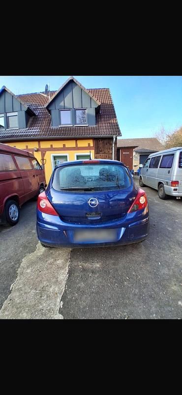Begagnad Opel Corsa 2008 Blå Halvkombi