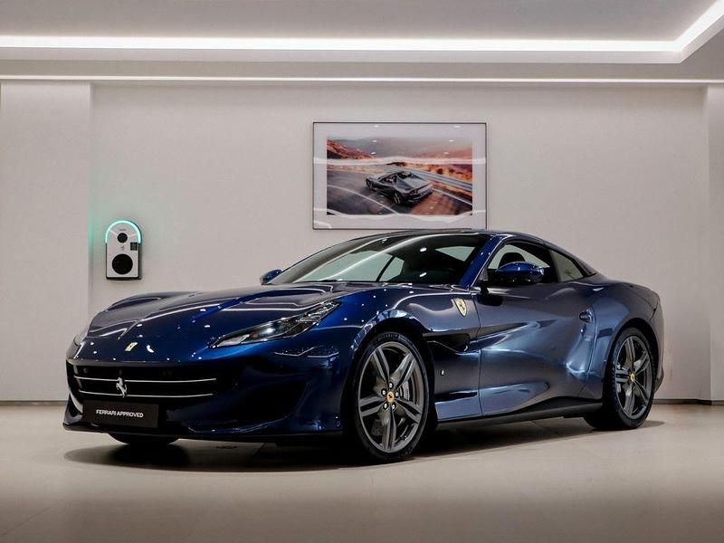 Second-hand Ferrari Portofino 829 CP (609 kW) 2018 Albastru Cabrio