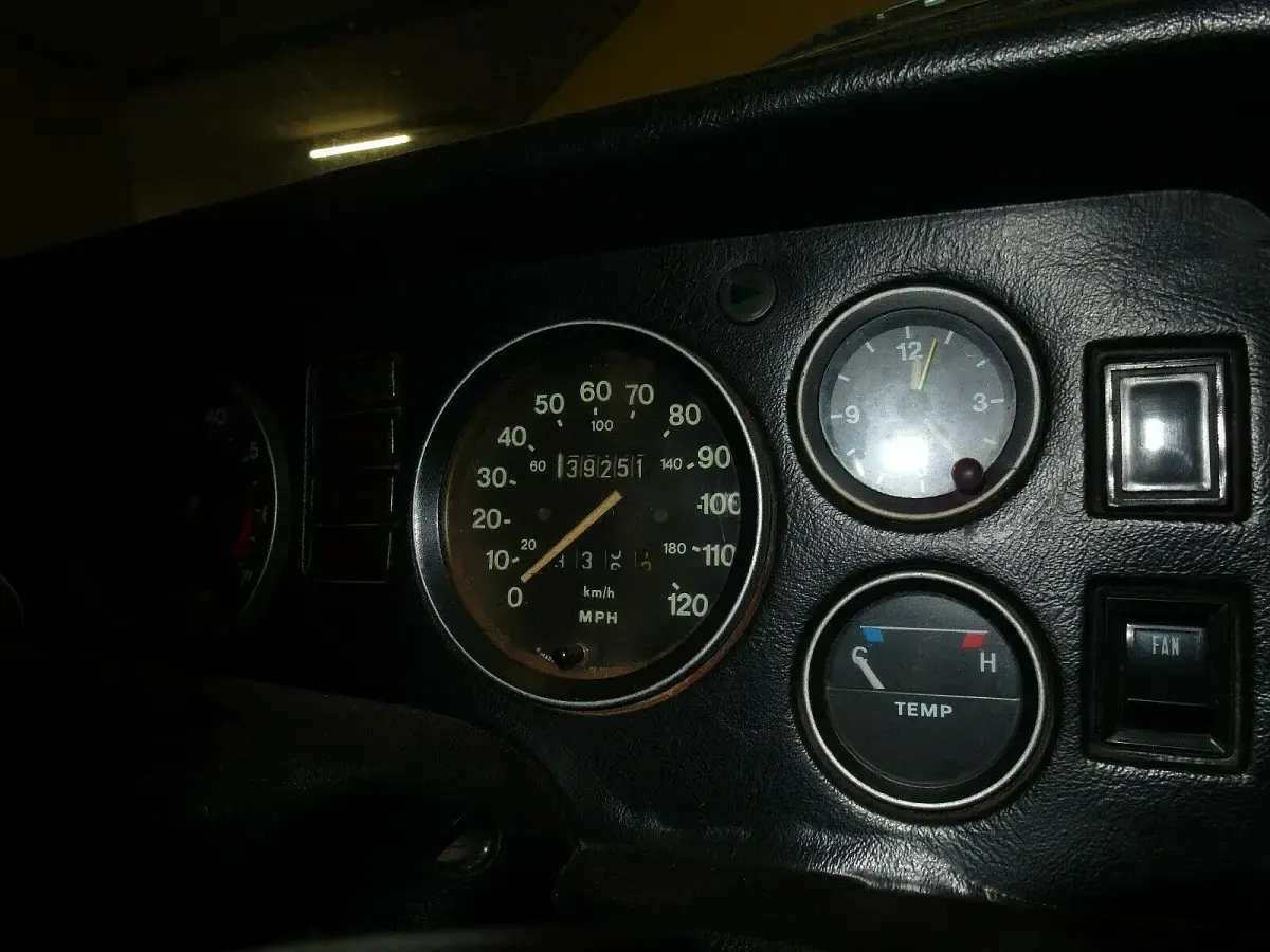 Gebraucht MG B 67 PS (49 kW) 1979 Gelb Cabrio