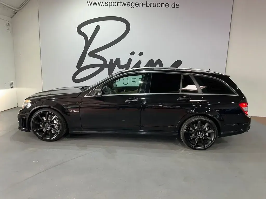 Gebraucht Mercedes C63 AMG AMG 551 PS (405 kW) 2008 Schwarz Limousine