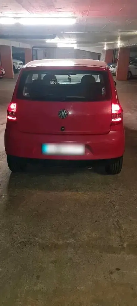 Gebraucht VW Fox 58 PS (42 kW) 2005 Rot Kleinwagen