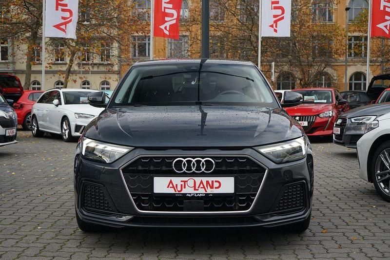 Gebraucht Audi A1 Sportback Advanced 95 PS (69 kW) 2024 Grau Kleinwagen