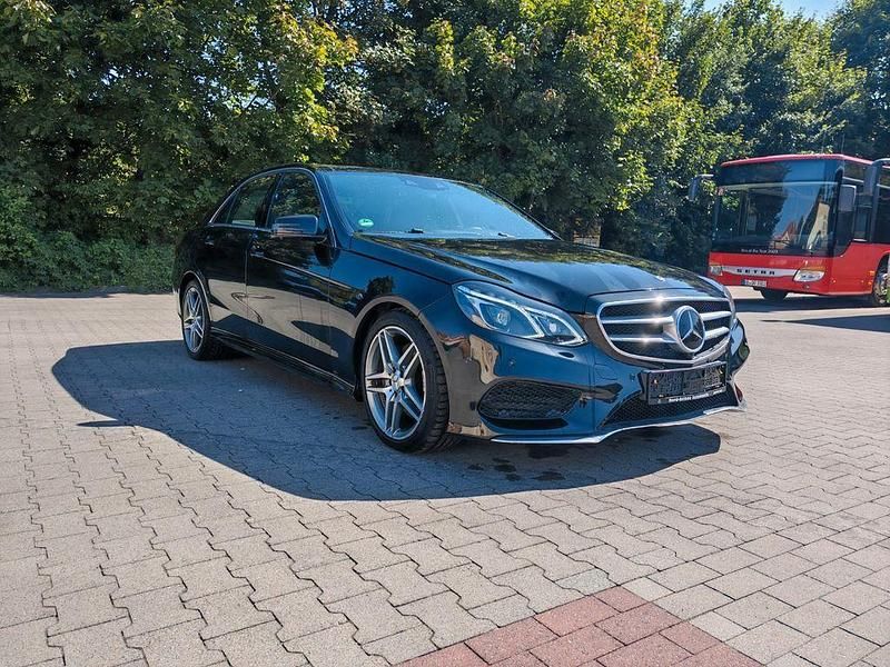 Schwarz Gebraucht 2015 Mercedes E350 AMG Limousine | 15.000 € (Superpreis) - Bild 1/4