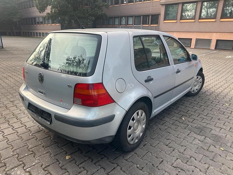 Gebraucht 1998 VW Golf IV Kleinwagen | 600 € (Superpreis) - Bild 1/4