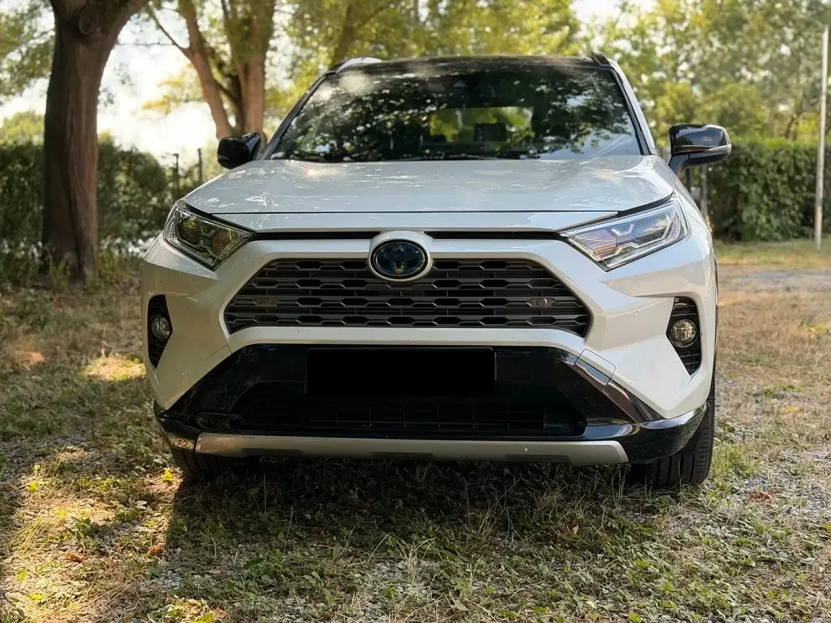 Gebraucht Toyota RAV4 Hybrid Edition 178 PS (130 kW) 2022 Weiß SUV