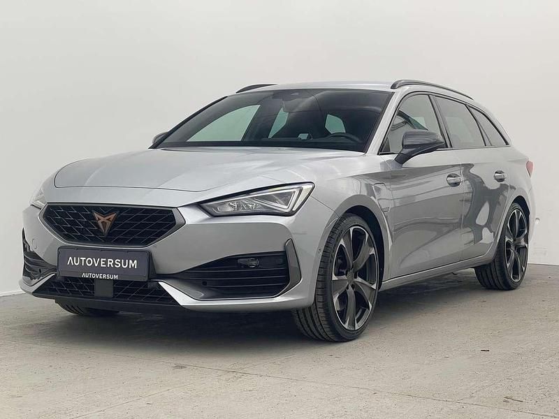 Gebraucht Cupra Leon VZ 245 PS (180 kW) 2022 "urban" silber Kombi