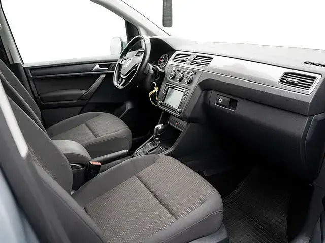 Gebraucht VW Caddy Comfortline 102 PS (75 kW) 2020 Reflexsilber Van / Kleinbus