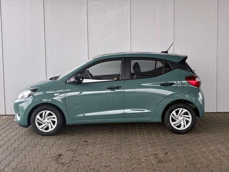 Neu Hyundai i10 63 PS (46 kW) 2026 Mangrove green Kleinwagen