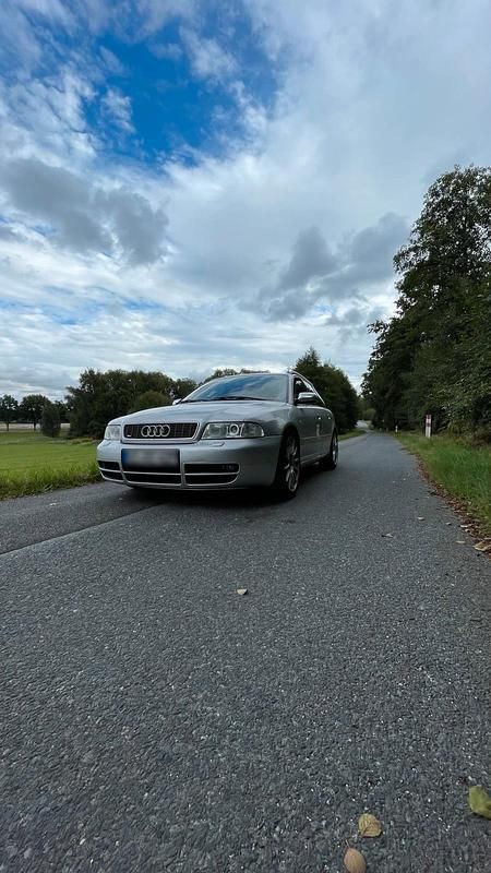 Gebraucht Audi S4 Sport 265 PS (194 kW) 2001 Silber Kombi