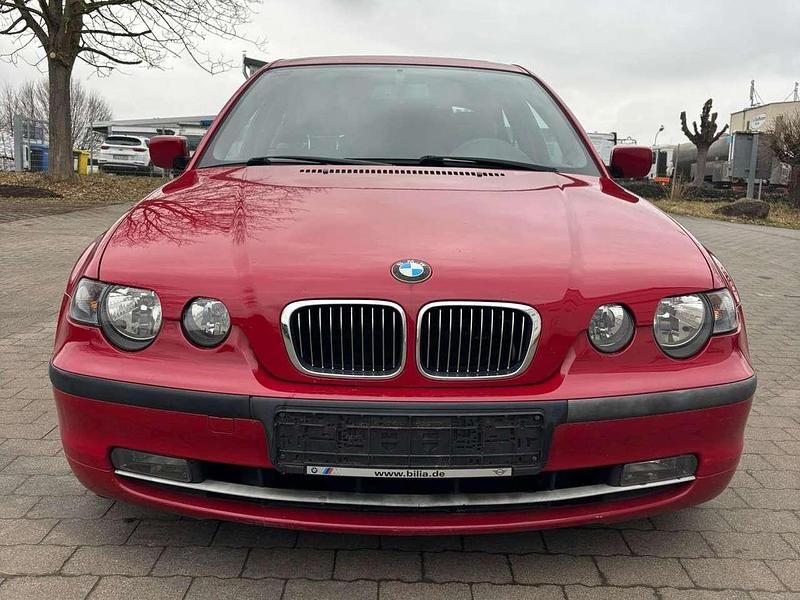 Gebraucht BMW 325 192 PS (141 kW) 2002 Rot Limousine