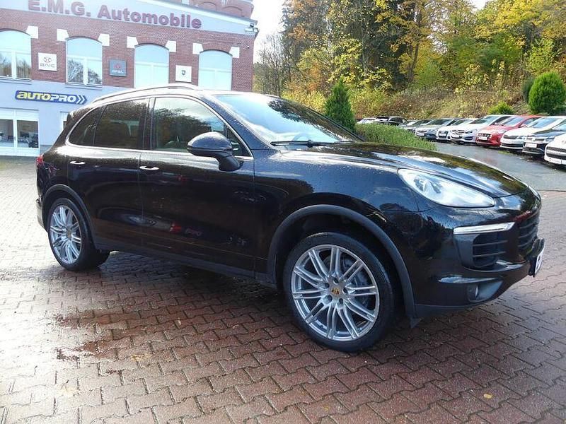 Second-hand Porsche Cayenne 262 CP (192 kW) 2015 Negru SUV