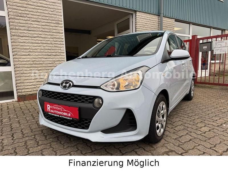 Silber Gebraucht 2020 Hyundai i10 Trend Kleinwagen | 8.990 € (Fairer Preis) - Bild 1/4