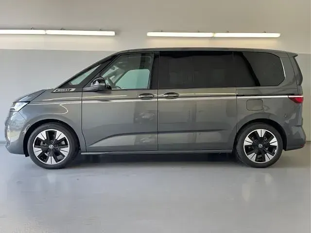 Neu VW Multivan Style 245 PS (180 kW) 2026 Indiumgrau metallic/grau Van / Kleinbus