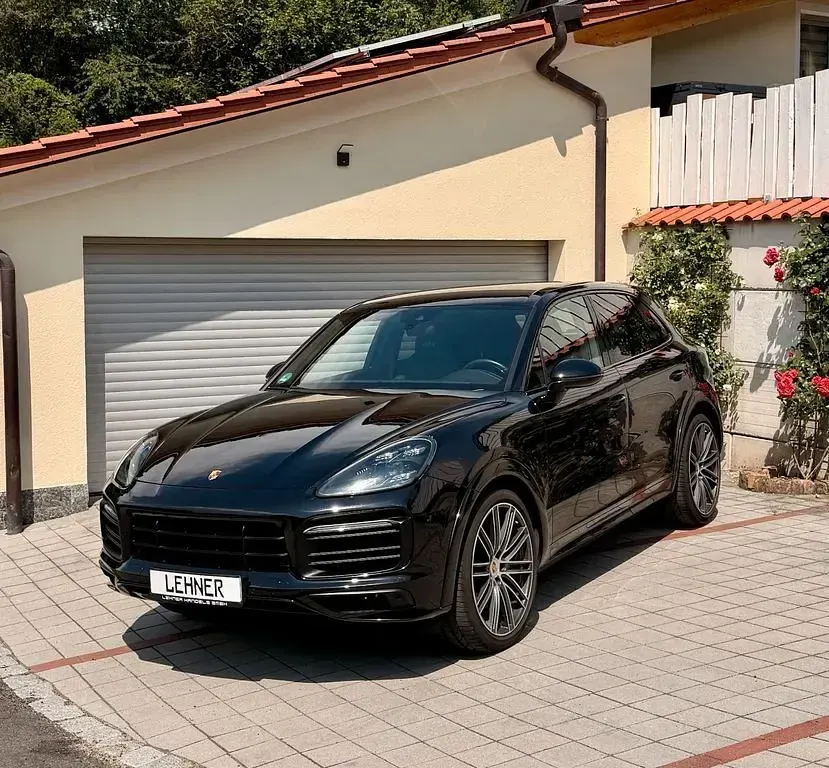 Gebraucht Porsche Cayenne GTS 460 PS (338 kW) 2023 Schwarz SUV