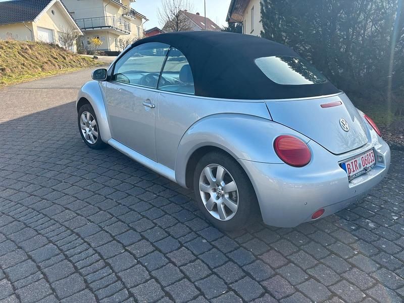 Gebraucht VW Beetle Cabriolet 115 PS (84 kW) 2005 Grau Cabrio