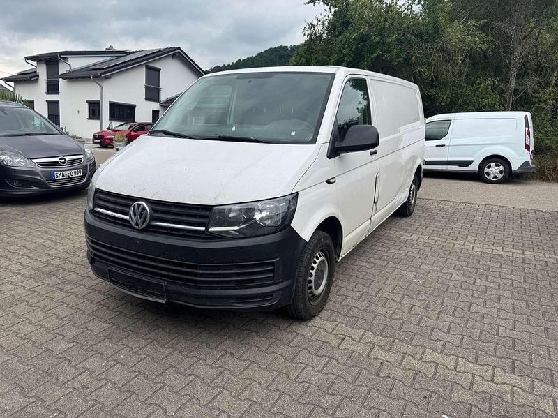 Gebraucht VW Transporter 102 PS (75 kW) 2018 Candyweiß Van