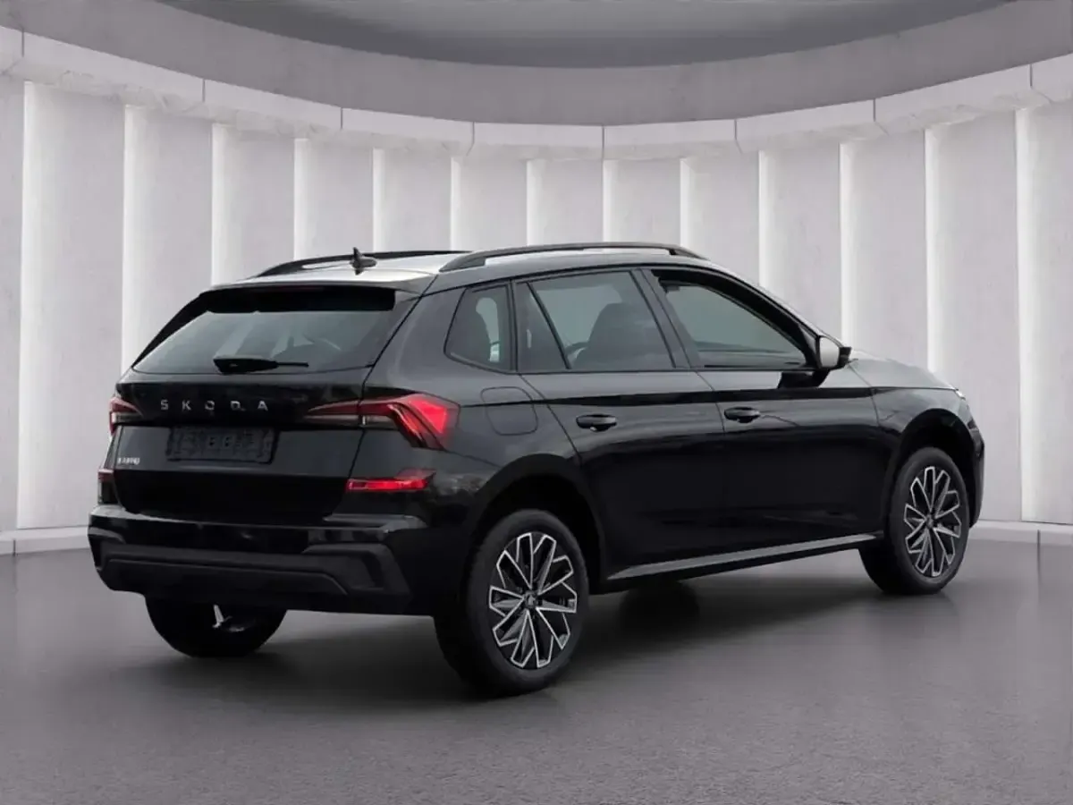 Neu Skoda Kamiq 150 PS (110 kW) 2026 Blau SUV