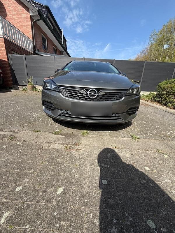 Gebraucht Opel Astra 145 PS (106 kW) 2021 Grau Kombi
