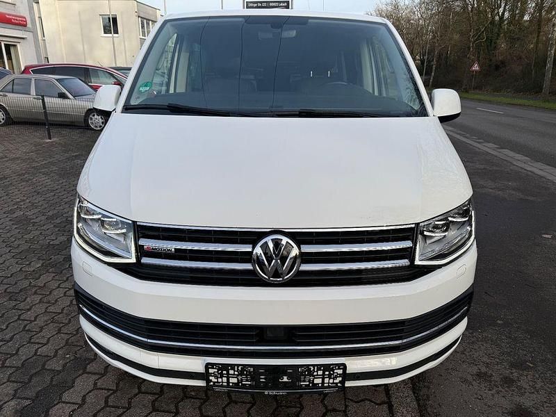 Second-hand VW Multivan Highline 204 CP (150 kW) 2018 Alb Monovolum