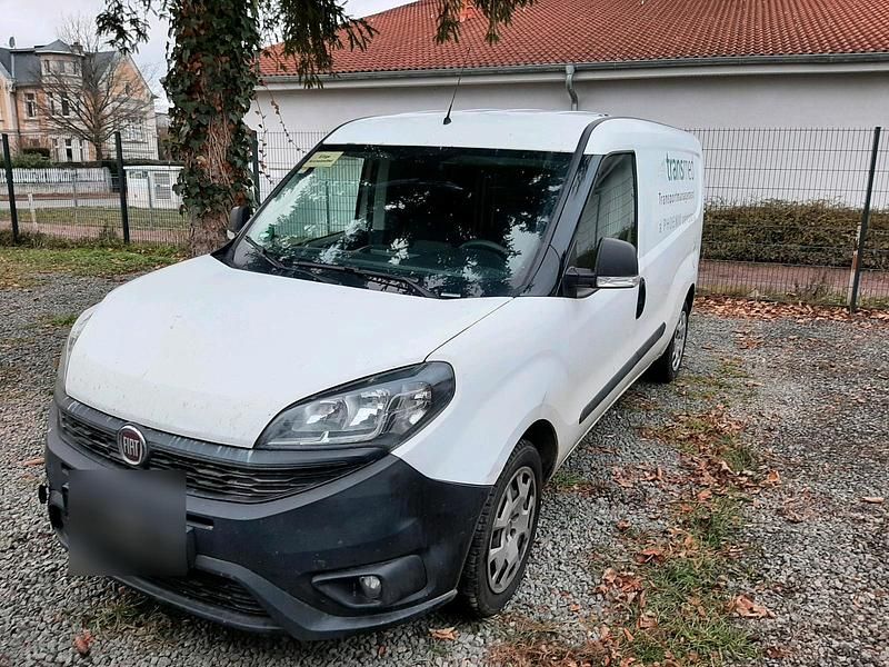 Weiß Gebraucht 2019 Fiat Doblò Van / Kleinbus | 3.499 € (Guter Preis) - Bild 1/4