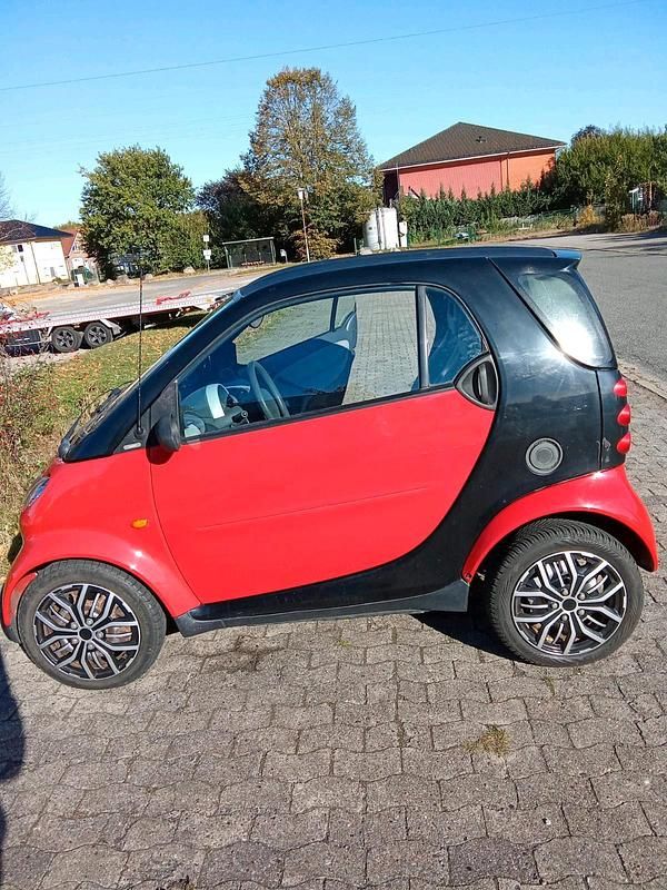 Rot Gebraucht 2003 Smart ForTwo Coupé Kleinwagen | 600 € (Superpreis) - Bild 1/4