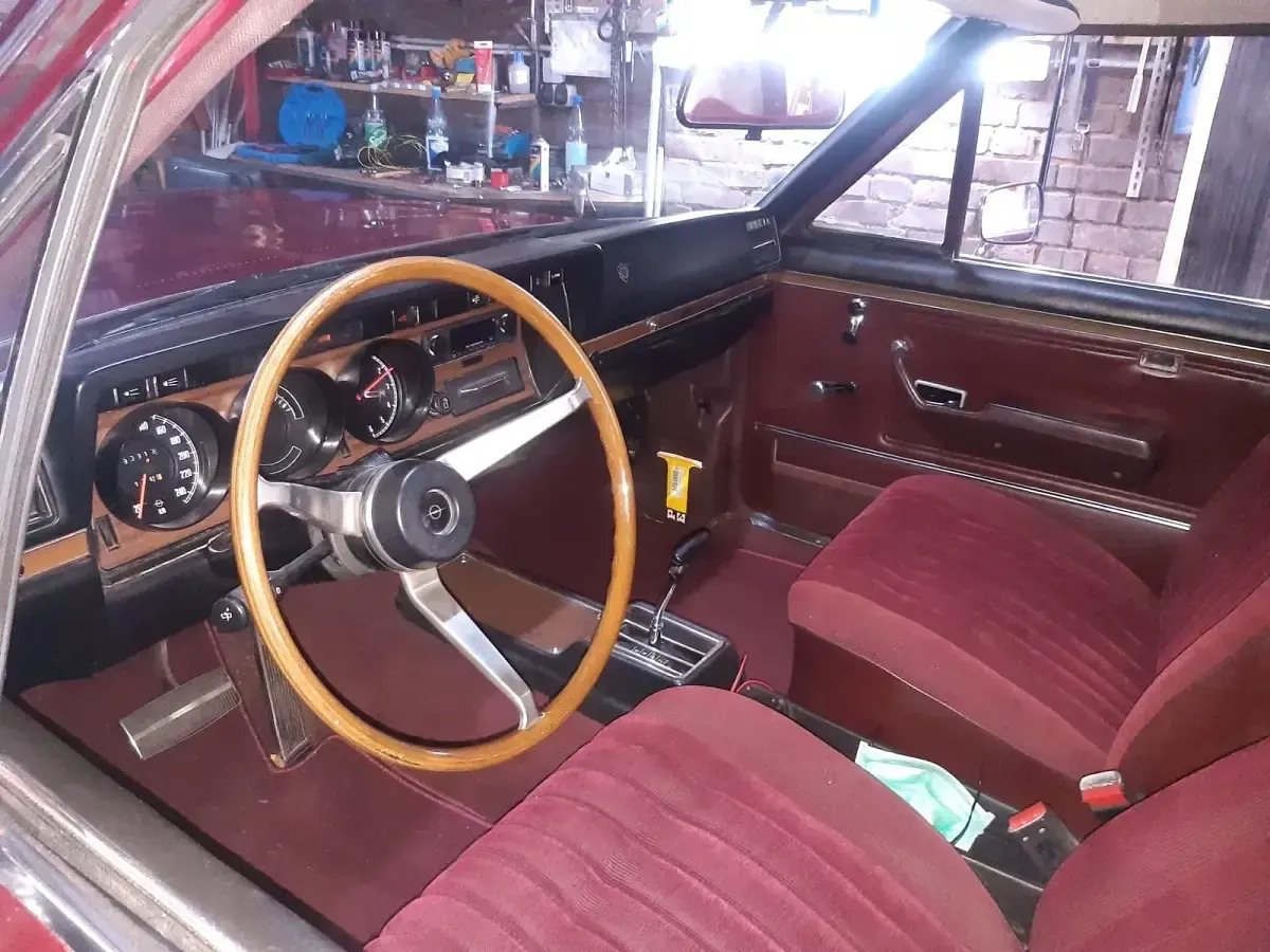Używany Opel Admiral 1973 Sedan/Limuzyna